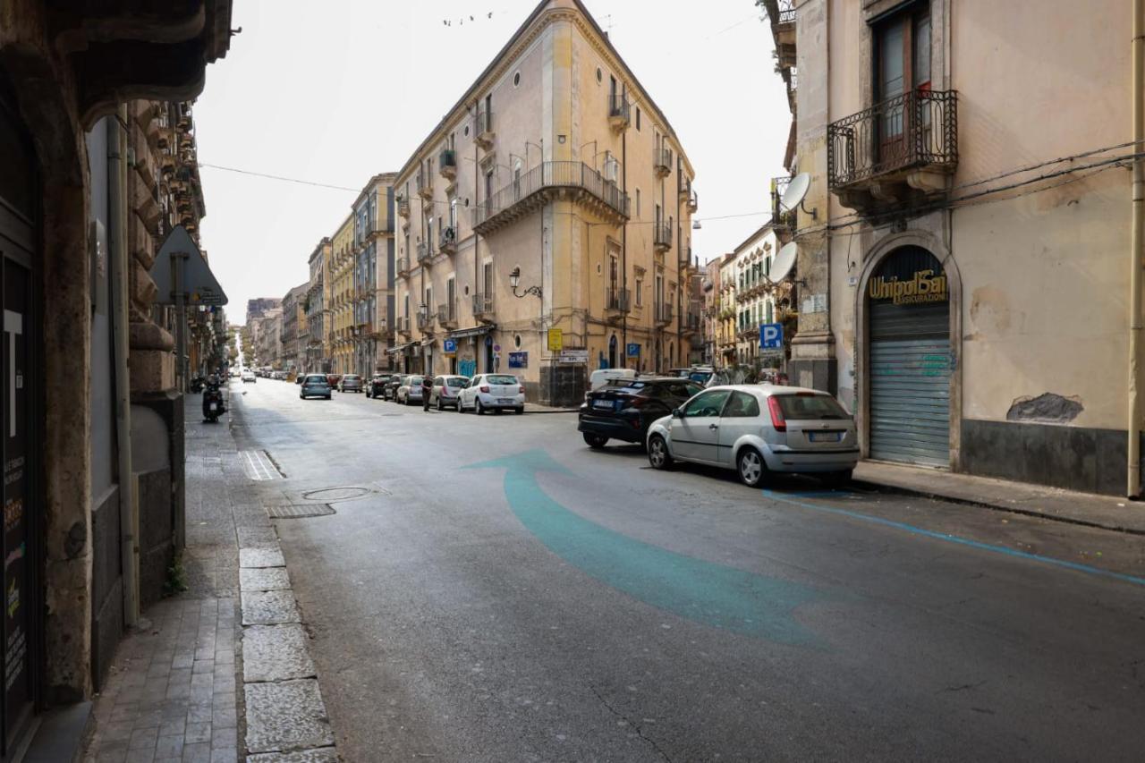 San Berillo House Apartment Catania Bagian luar foto