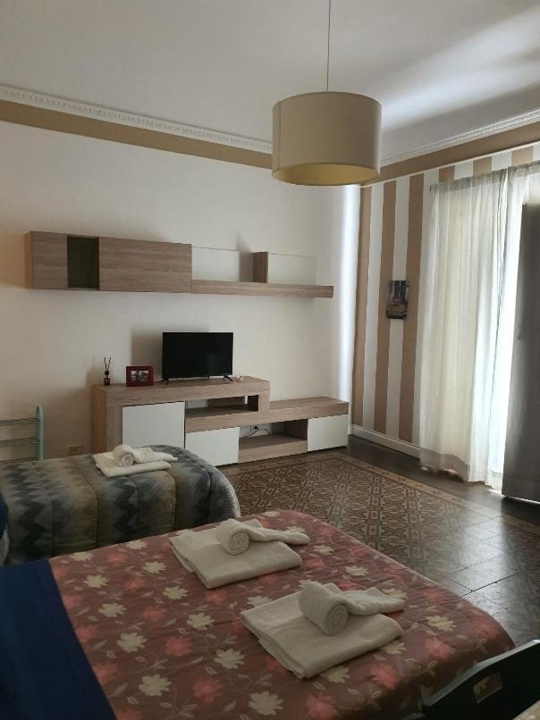 San Berillo House Apartment Catania Bagian luar foto